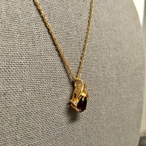 Simplistic Red Garnet Necklace - Picture 4 of 8